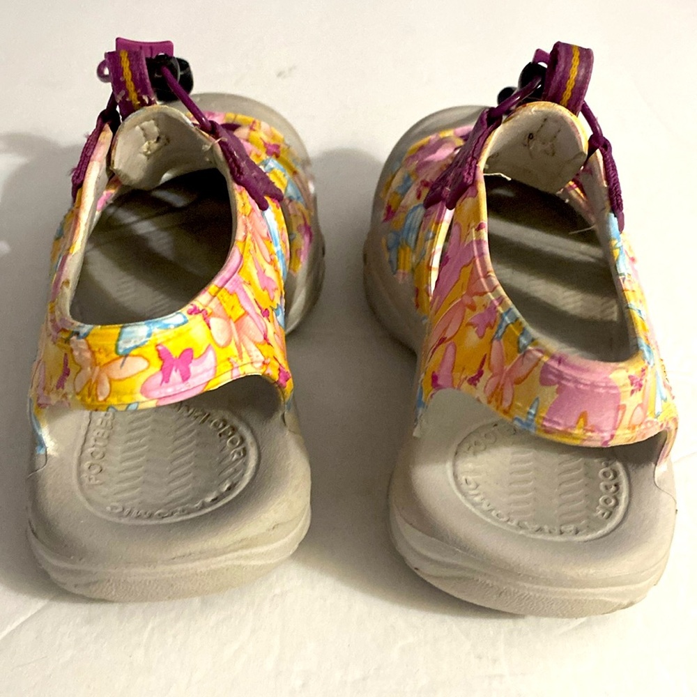 KEEN Slip On Sandals, Loafer, Sz 1, Hikers, Walking, Comfort, Novelty​, Graphics - Picture 8 of 13